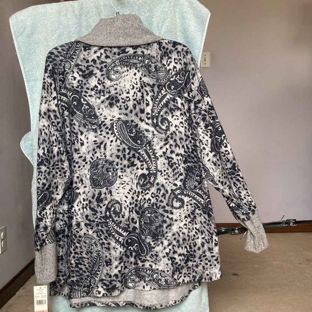 Ruby Rd Paisley print animal print neutral pullover top size 2X - Picture 13 of 17